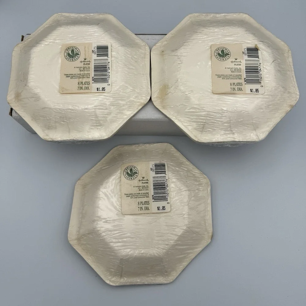Vintage Hallmark Christmas Tree‎ Dessert Paper Plates 8ct 7in Octagon Set Of 3